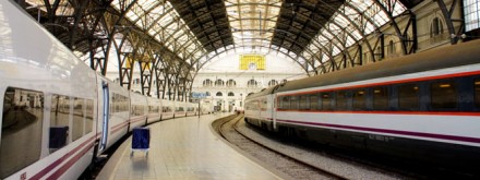 Evacuati due treni a Barcellona, allarme bomba